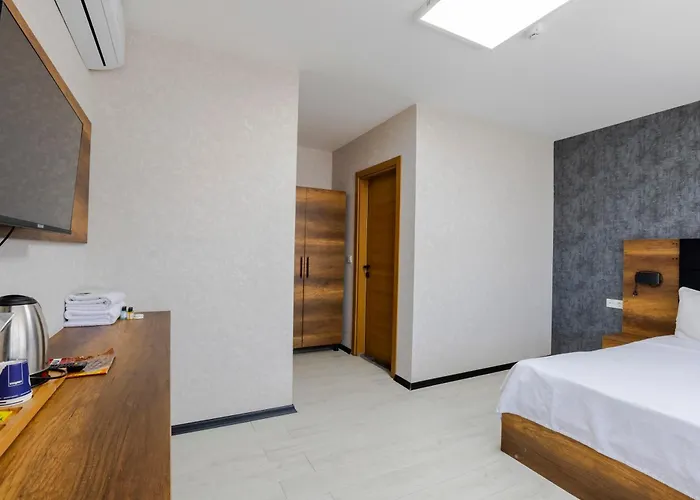 Otel Acar Airport +plus Arnavutkoy